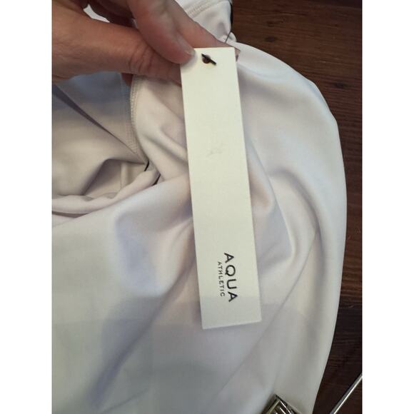 Aqua Athletic Golf Skort White W/Navy Contrast Trim Pull on Skort Sz S NWT $68 - Picture 7 of 16